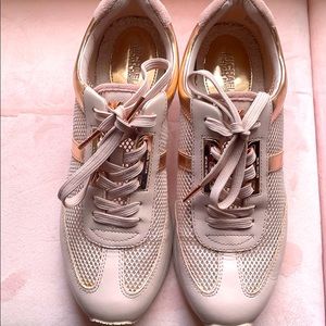 Michael Kors pink & rose gold mesh sneaker sz8 NEW